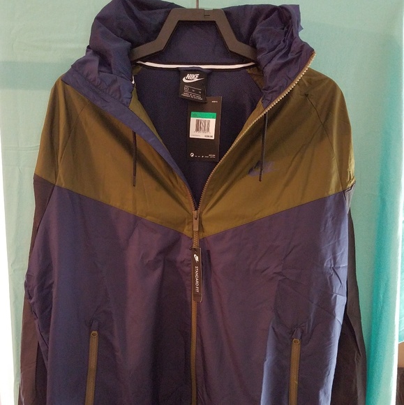 Last one Men's Nike Windrunner Jacket (Olive & Green) - Picture 2 of 8